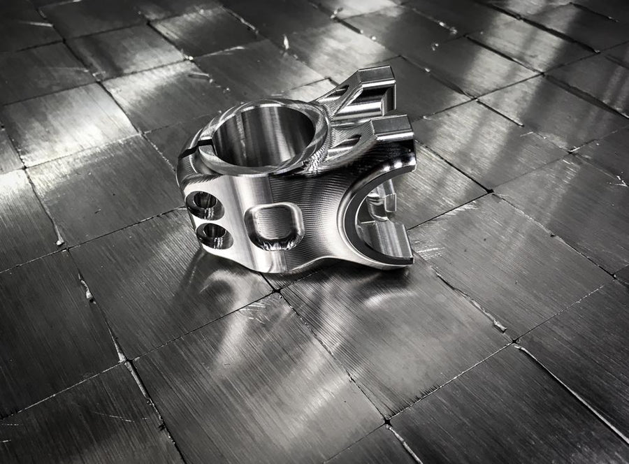 POTENCIA / STEM / CHROMAG / RANGER V2 / 31.8 x 31 mm ext